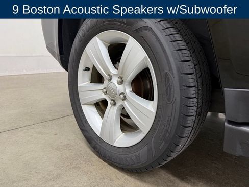 Used 2014 Jeep Compass Latitude w/ Sun/Sound Group AWD/4WD image 10