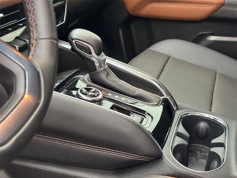 Used 2023 GMC Canyon AT4 w/ AT4 Premium Package image 12