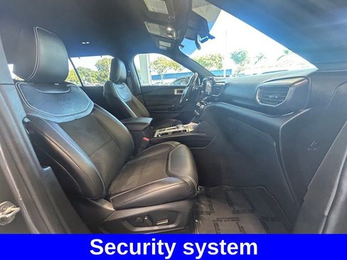 Certified 2022 Ford Explorer ST w/ ST Street Pack image 26