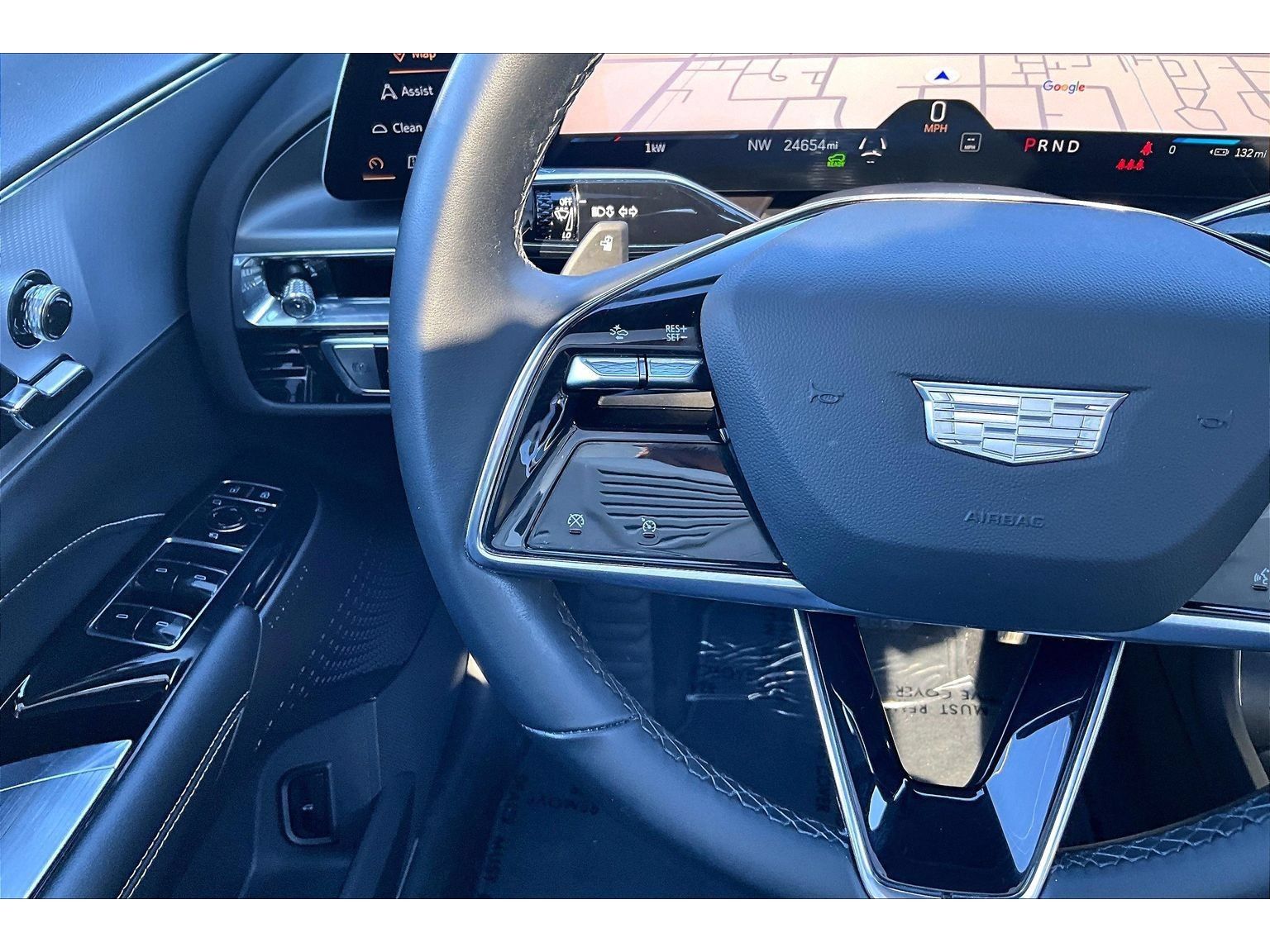 Used 2024 Cadillac Lyriq Tech w/ Driver Assist Package AWD/4WD image 11