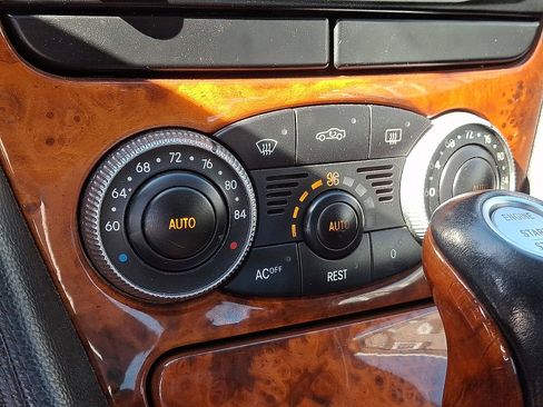Used 2003 Mercedes-Benz SL 500 image 16