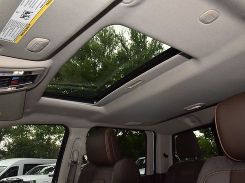 Used 2025 RAM 3500 Longhorn image 33