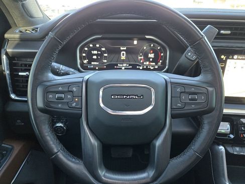 Used 2024 GMC Sierra 2500 Denali Ultimate image 26