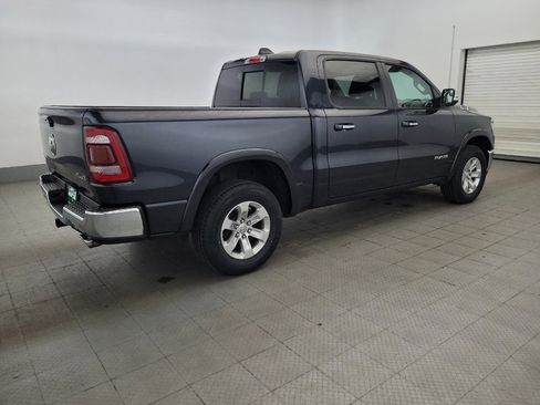 Used 2019 RAM 1500 Laramie AWD/4WD image 10