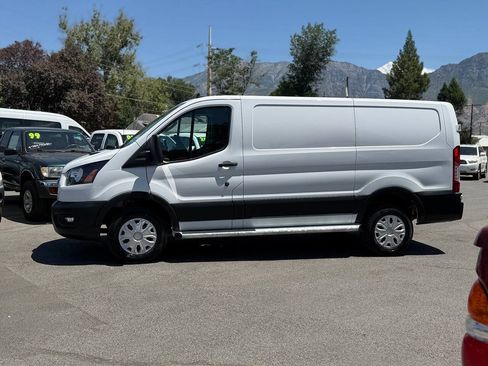 Used 2025 Ford Transit 250 Low Roof w/ Exterior Upgrade Package RWD image 9