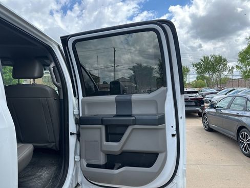 Used 2022 Ford F250 XL w/ STX Appearance Package image 16