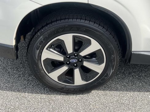 Used 2018 Subaru Forester 2.5i Premium image 17