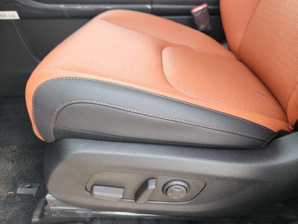 New 2027 Kia Carnival SX Prestige FWD image 7