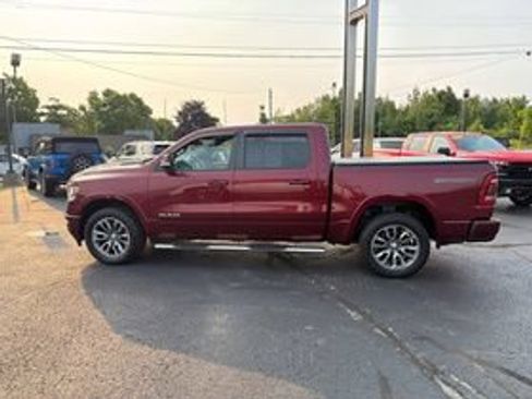 Used 2020 RAM 1500 Laramie w/ Sport Appearance Package AWD/4WD image 6