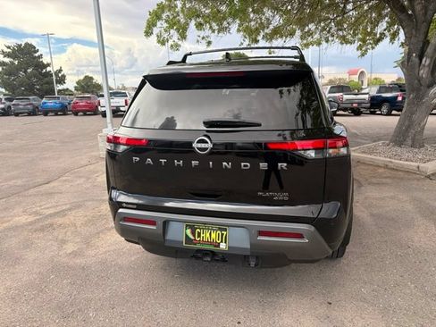 Used 2026 Nissan Pathfinder Platinum AWD/4WD image 18