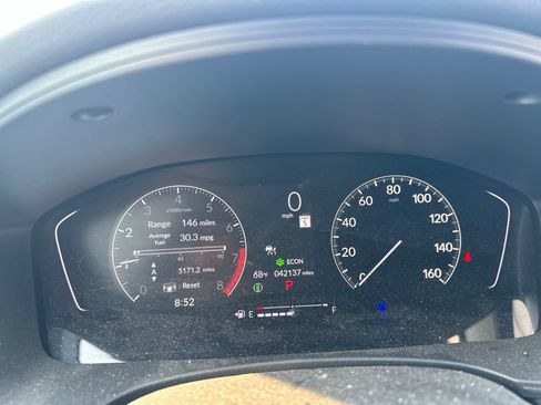 Used 2023 Honda Civic Sport image 6