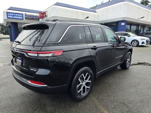 Used 2024 Jeep Grand Cherokee Limited AWD/4WD image 3