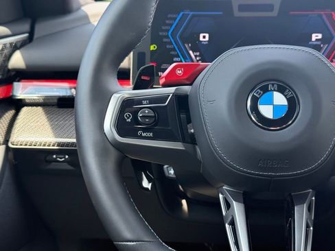 Used 2026 BMW M5 Touring AWD/4WD image 17
