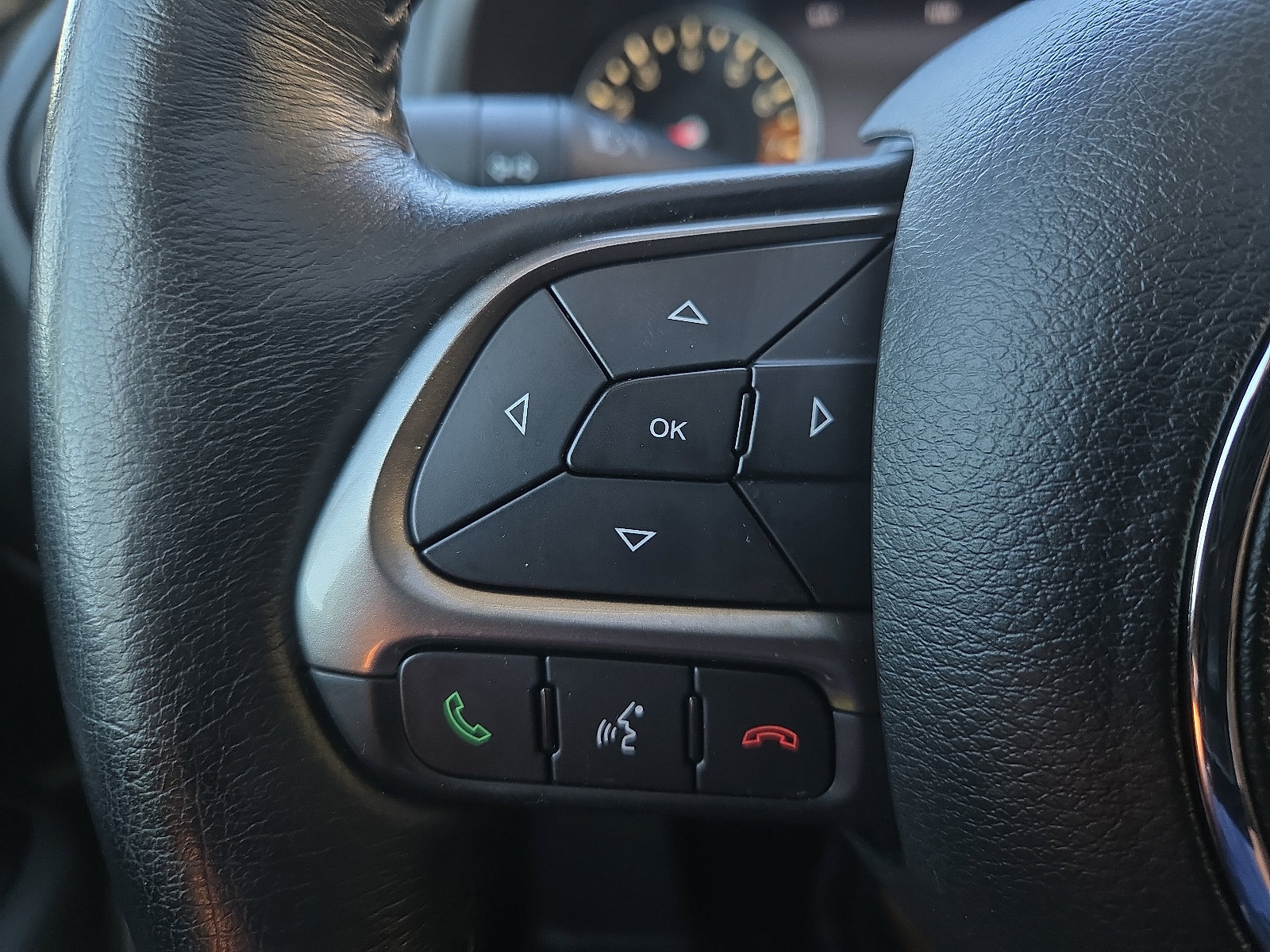 Used 2021 Jeep Renegade Limited w/ Sun & Sound Group AWD/4WD image 16
