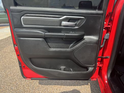 Used 2020 RAM 1500 Lone Star RWD image 23