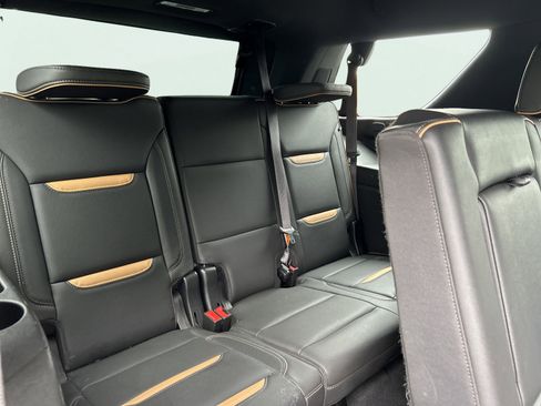 Used 2022 GMC Yukon AT4 w/ AT4 Premium Package image 13