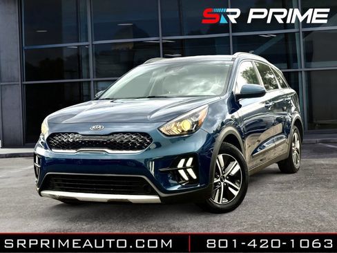 Used 2020 Kia Niro LXS image 1