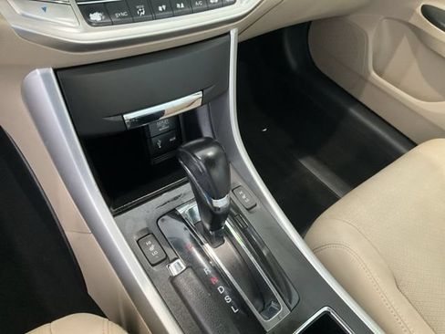 Used 2014 Honda Accord EX-L image 11