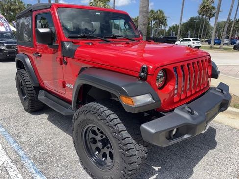 Used 2019 Jeep Wrangler Sport AWD/4WD image 2