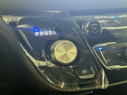 New 2026 Chrysler Voyager LX image 12