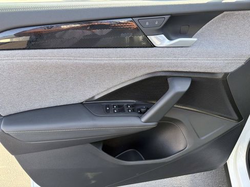 Certified 2026 Volkswagen Tiguan S FWD image 13