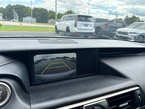 Used 2018 Lexus IS 350 AWD image 16