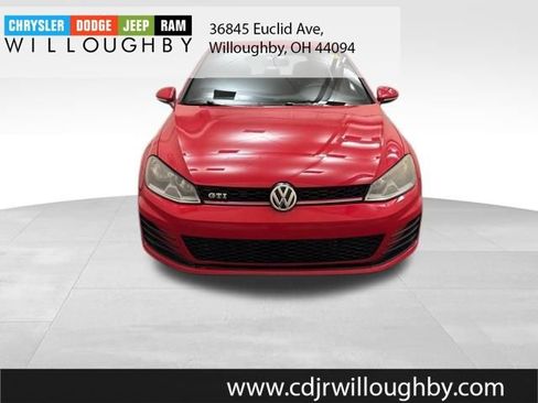 Used 2015 Volkswagen GTI S FWD image 2