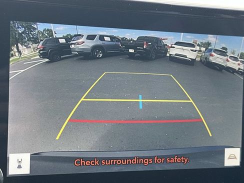 Used 2023 Toyota RAV4 LE FWD image 27