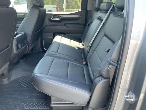 Used 2024 Chevrolet Silverado 1500 LT Trail Boss w/ Convenience Package II image 24