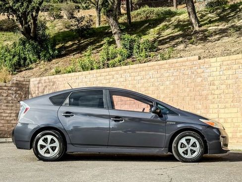 Used 2012 Toyota Prius Four image 13