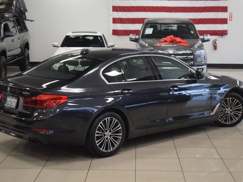 Used 2018 BMW 540i RWD image 32