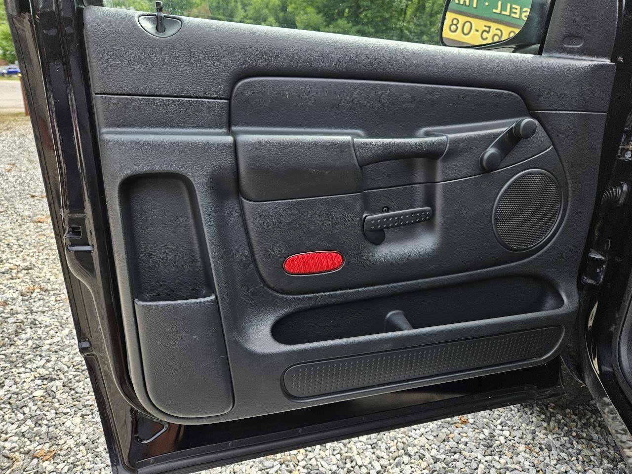 Used 2004 Dodge Ram 1500 Truck ST w/ ST Value Group RWD image 11