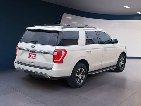 Used 2019 Ford Expedition XLT w/ Equipment Group 202A RWD image 5