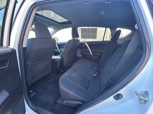 Used 2016 Toyota RAV4 XLE FWD image 36