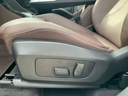 Used 2023 BMW X1 xDrive28i image 39