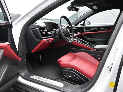 New 2026 Porsche Panamera 4 AWD/4WD image 4