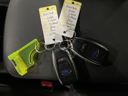 Used 2022 Subaru Outback Premium w/ Popular Package #1 image 25