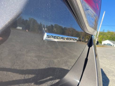 Used 2016 Honda Odyssey SE image 7