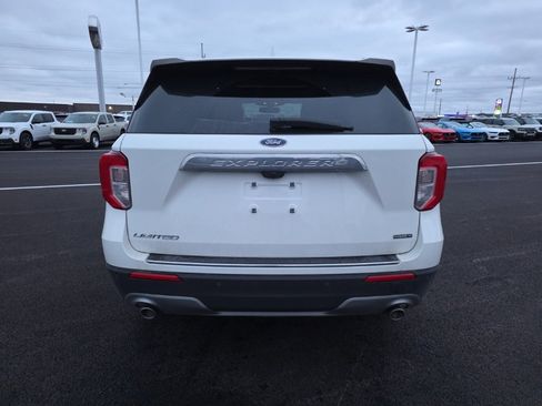 Used 2022 Ford Explorer Limited image 6