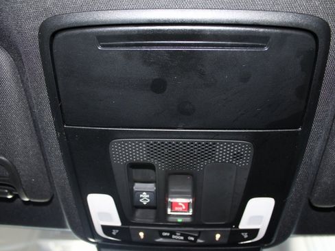 Certified 2025 Honda Accord Sport image 36