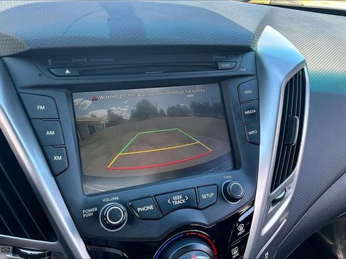 Used 2016 Hyundai Veloster w/ Option Group 02 FWD image 28