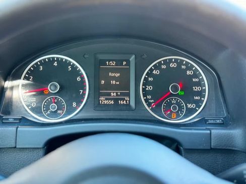Used 2012 Volkswagen Tiguan S FWD image 36