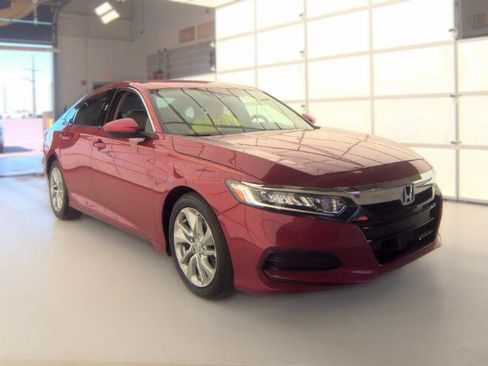 Used 2018 Honda Accord LX image 3