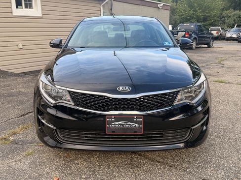 Used 2018 Kia Optima LX w/ 17" Alloy Wheels Package FWD image 9