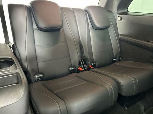 Certified 2025 Mercedes-Benz GLS 450 4MATIC image 17