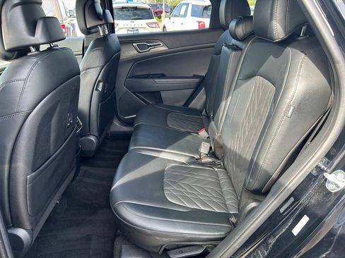 Used 2025 Kia Sportage X-Line AWD/4WD image 23