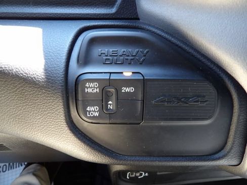 Used 2024 RAM 2500 Big Horn AWD/4WD image 26