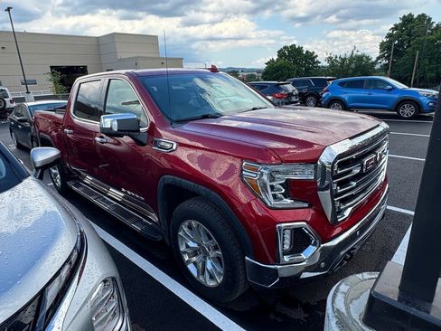 Used 2021 GMC Sierra 1500 SLT w/ SLT Premium Plus Package AWD/4WD image 10