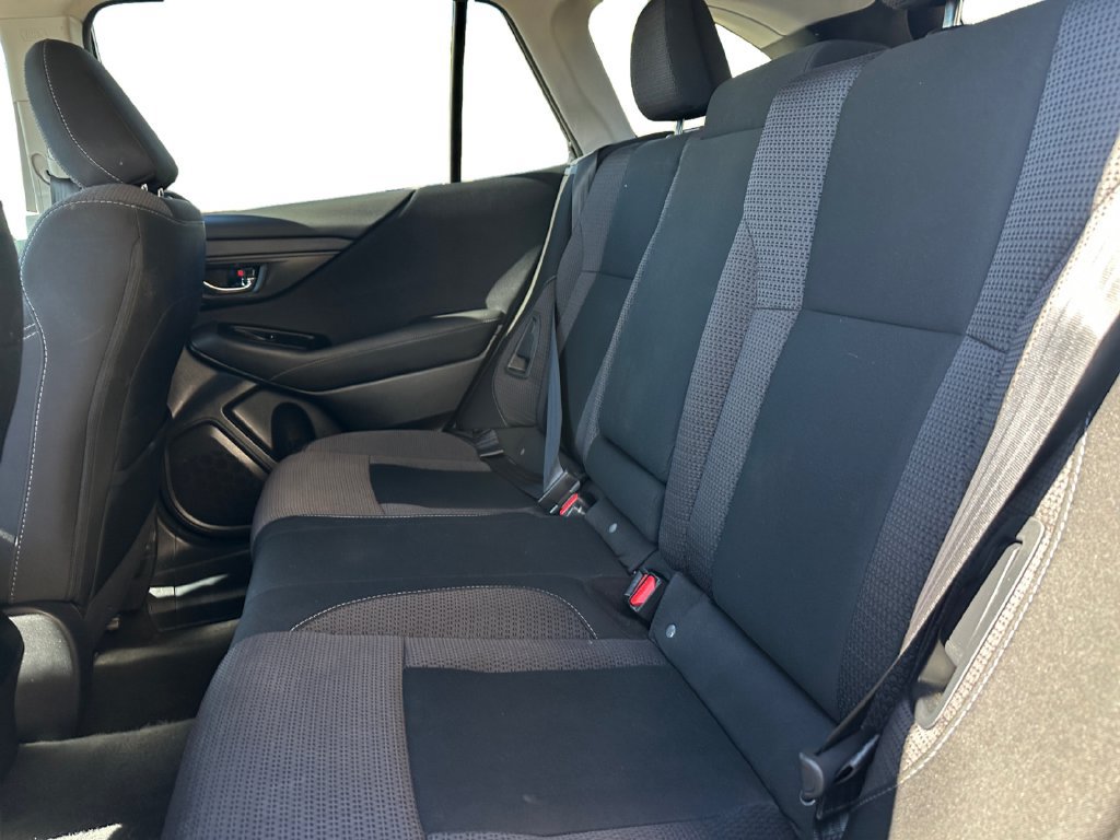 Used 2024 Subaru Outback Premium AWD/4WD image 5