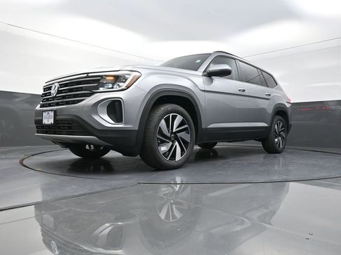 New 2026 Volkswagen Atlas SE image 21